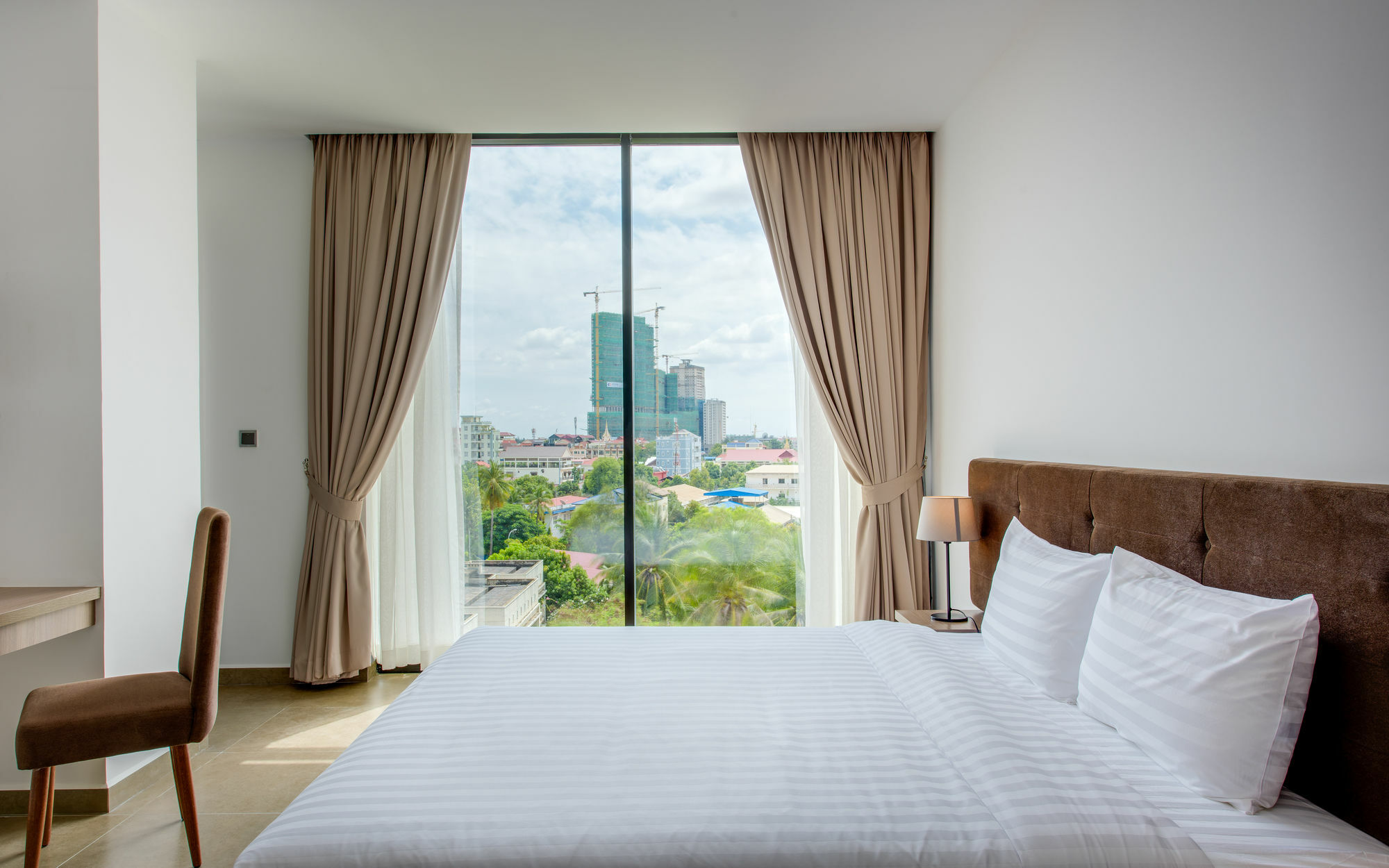 Mansion 51 Hotel&Apartamento Phnom Penh Exterior foto